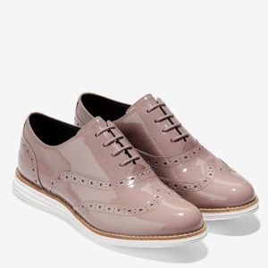 COLE HAAN// size 8 WIDTH B